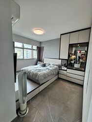 Blk 293C Skypeak @ Bukit Batok (Bukit Batok), HDB 4 Rooms #582947361